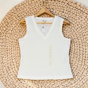 Banana Republic NWT Women’s White Cotton Soft V Neck Tank Size Medium